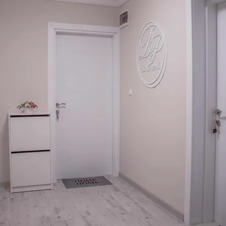 Dip Апартаменты *